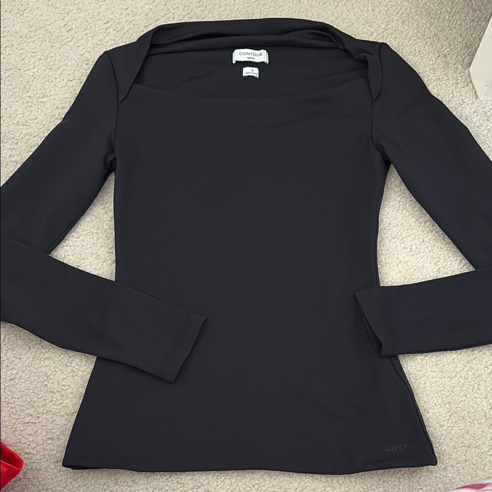 Aritzia Contour Wideneck Longsleeve